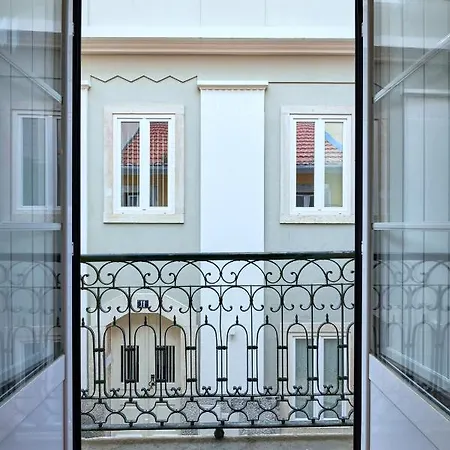 Renovated And Spacious Duplex Apartment With Patio, By Timecooler Lisbona Esterno foto