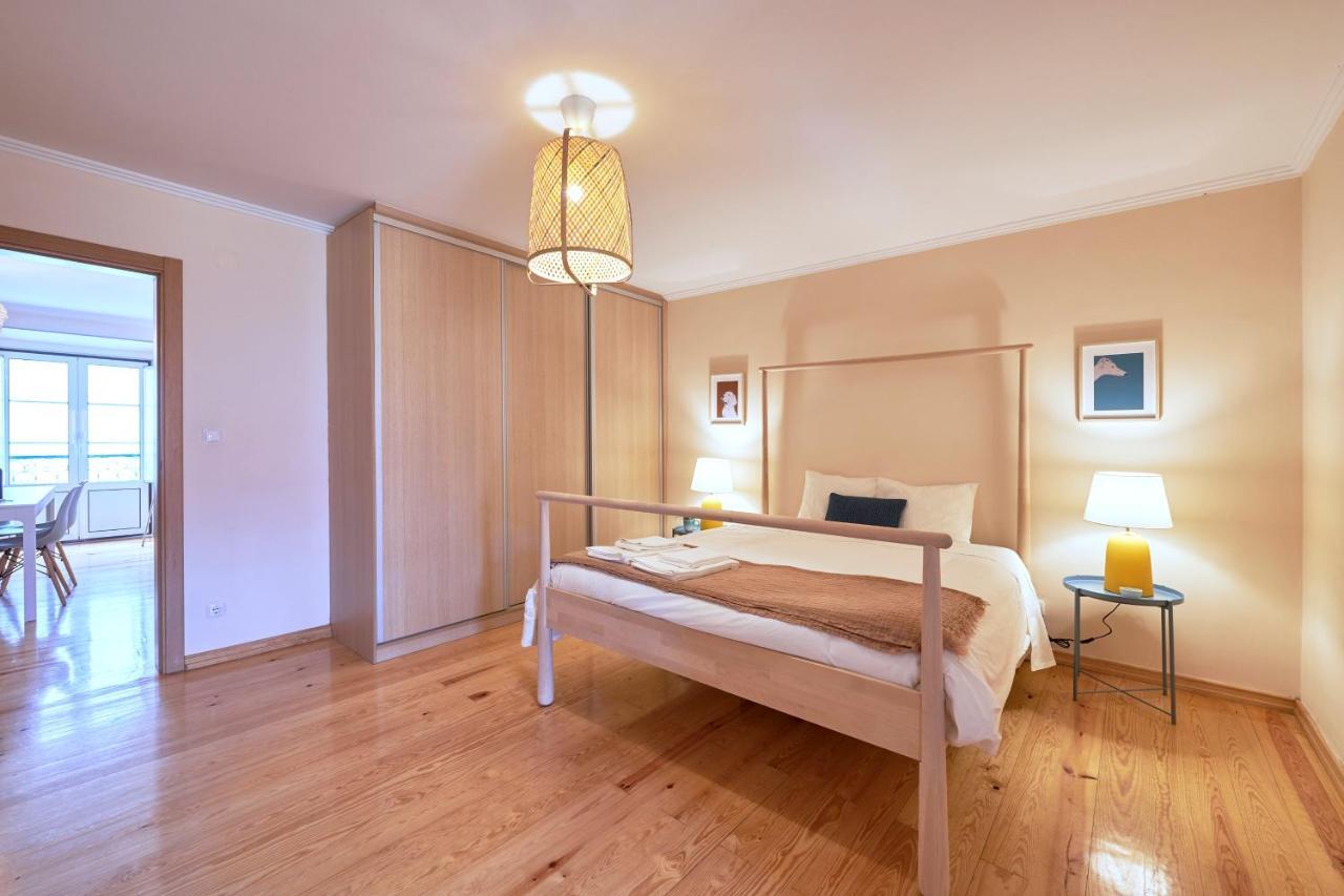 Renovated And Spacious Duplex With Patio, By Timecooler Apartament Lizbona