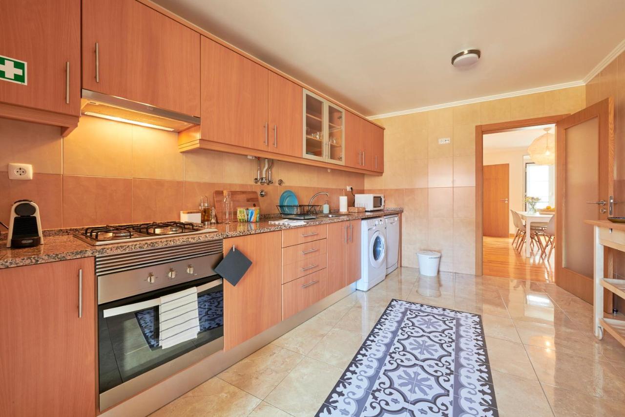 Renovated And Spacious Duplex With Patio, By Timecooler Lizbona