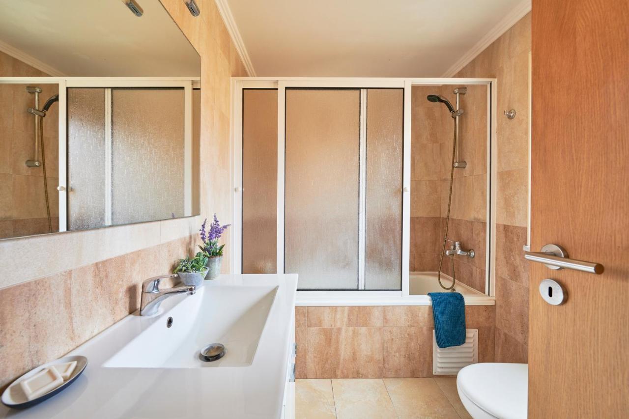 Renovated And Spacious Duplex With Patio, By Timecooler * Lizbona